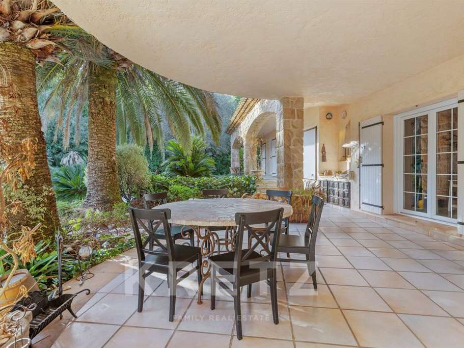 House Mougins