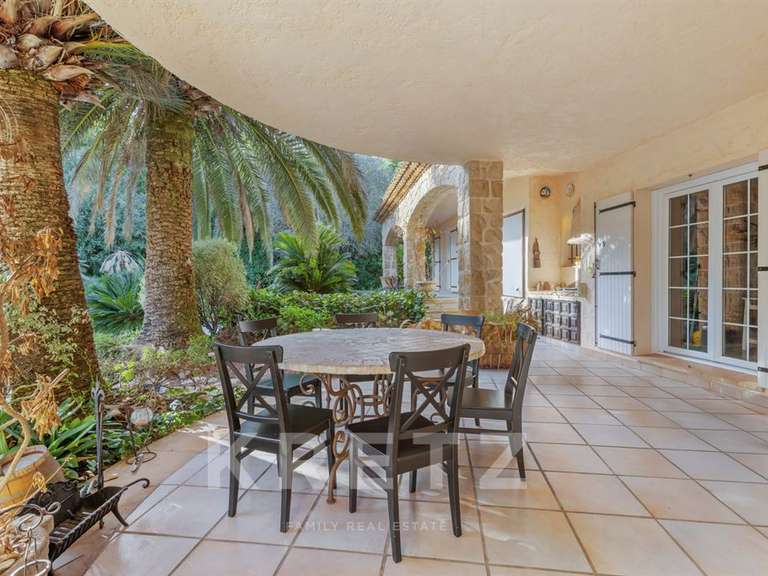 Maison Mougins - 4 chambres - 308m²