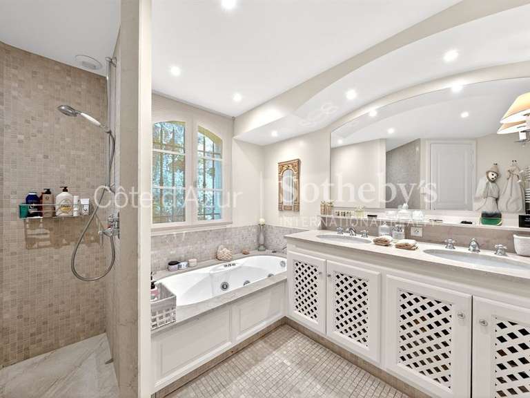 House Mougins - 5 bedrooms - 280m²