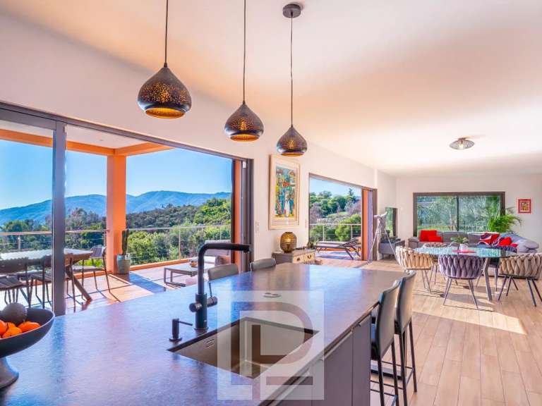 Maison Mougins - 5 chambres - 310m²