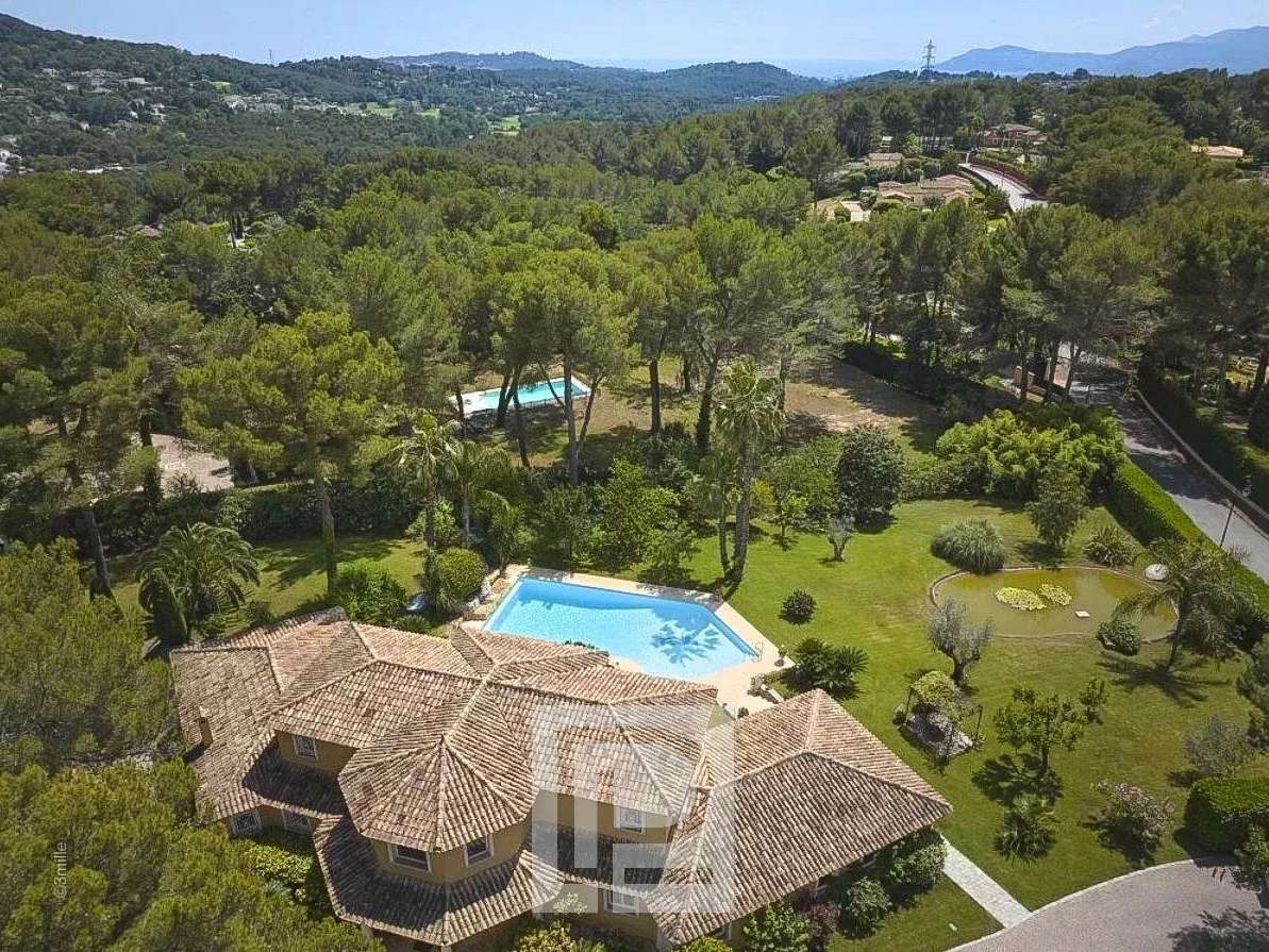 House Mougins