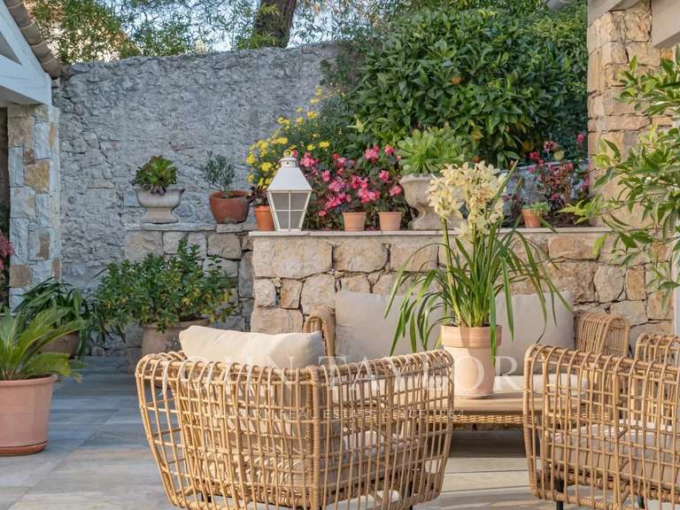 Maison Mougins - 4 chambres - 265m²