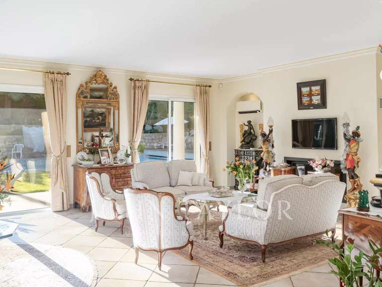Maison Mougins - 4 chambres - 265m²