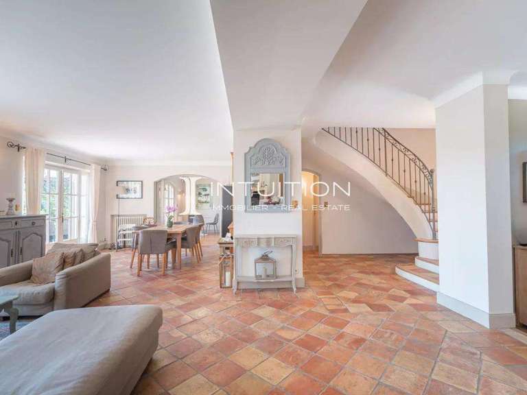 Maison Mougins - 4 chambres