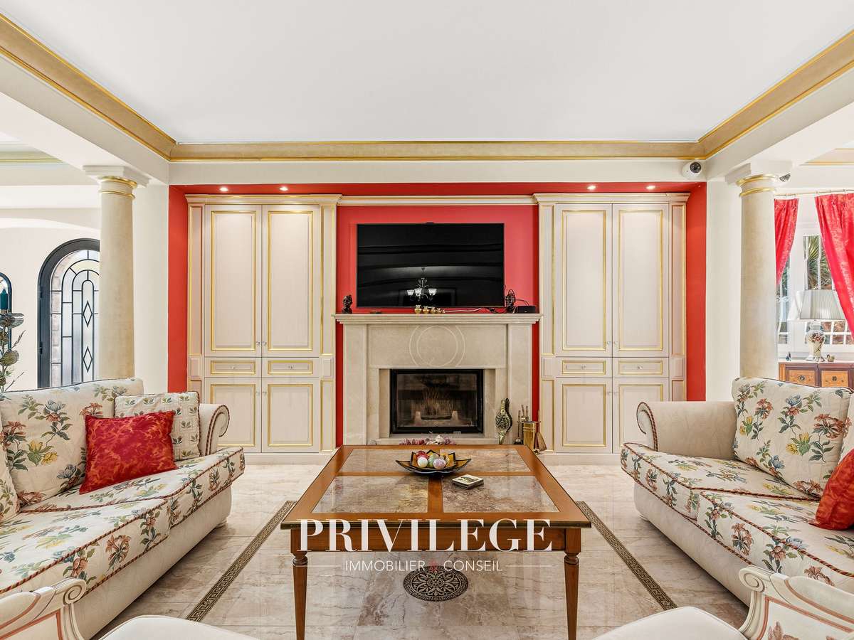 House Mougins