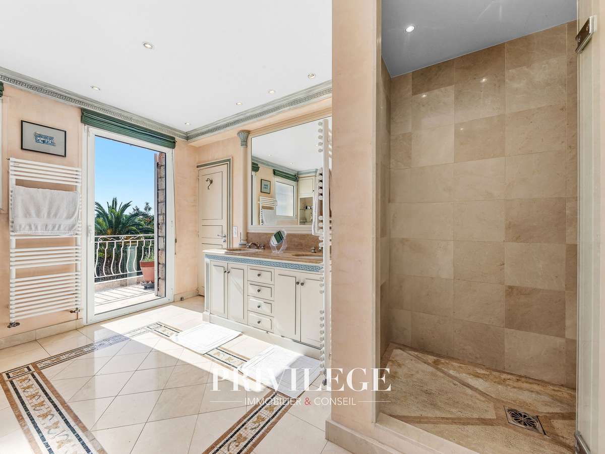 House Mougins