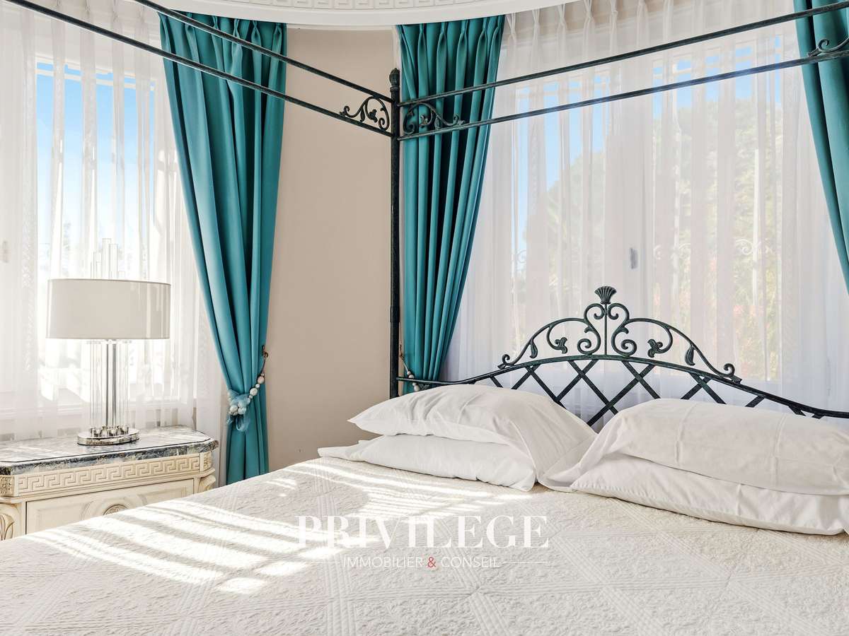 House Mougins