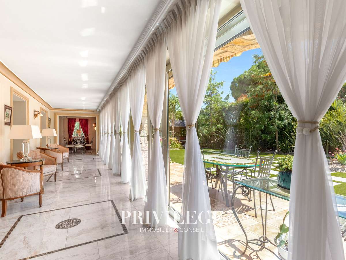House Mougins