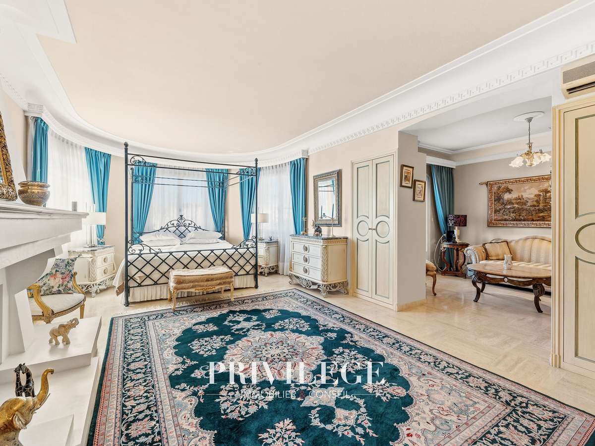 House Mougins