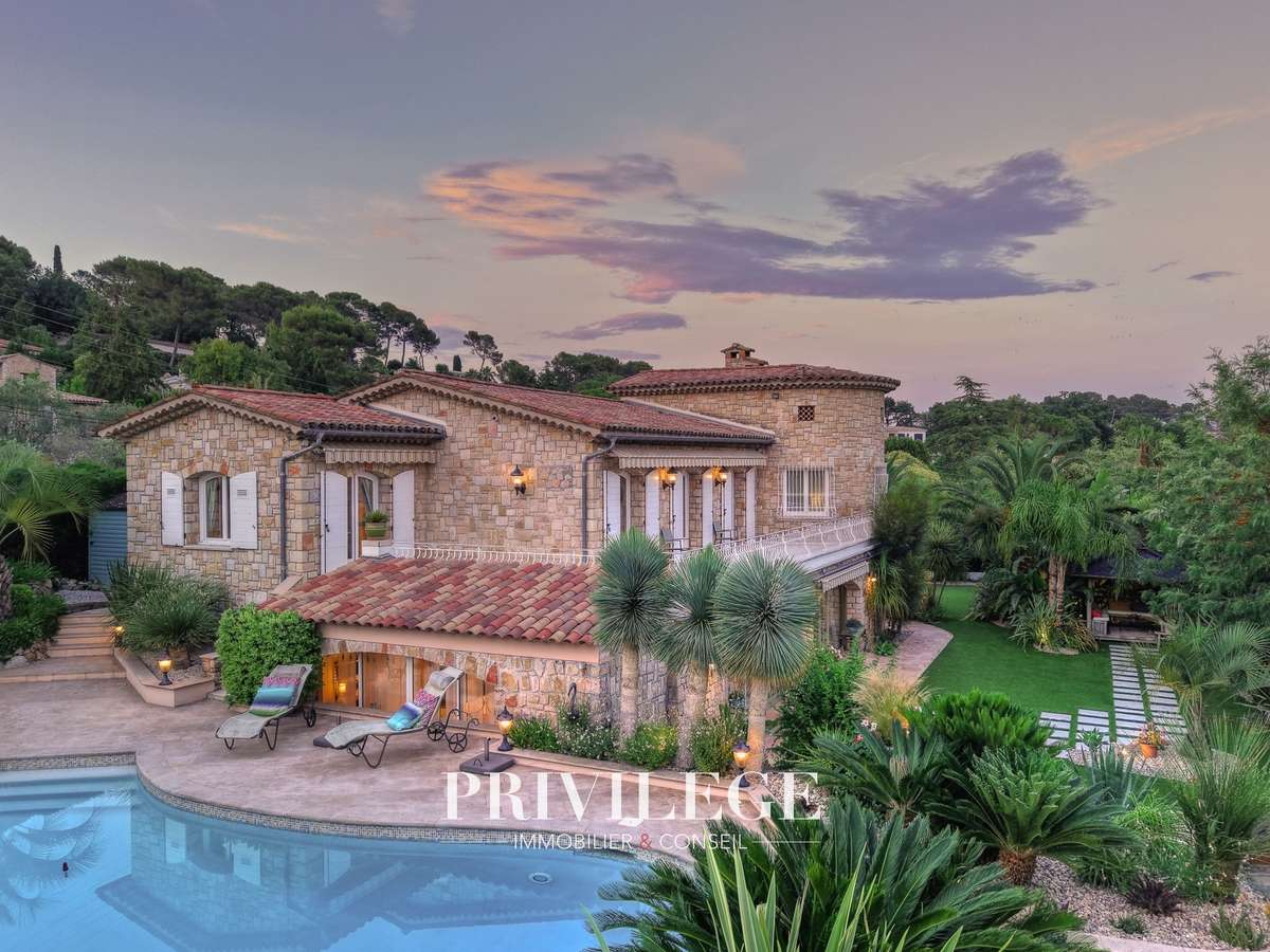 House Mougins