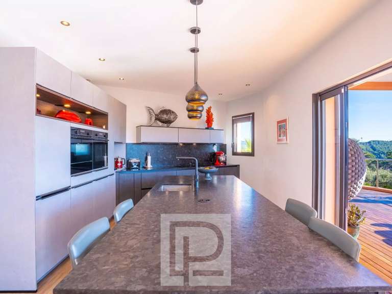 Maison Mougins - 5 chambres - 310m²