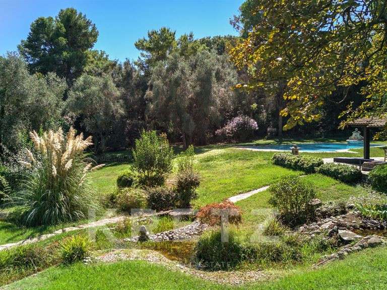 Maison Mougins - 6 chambres - 643m²