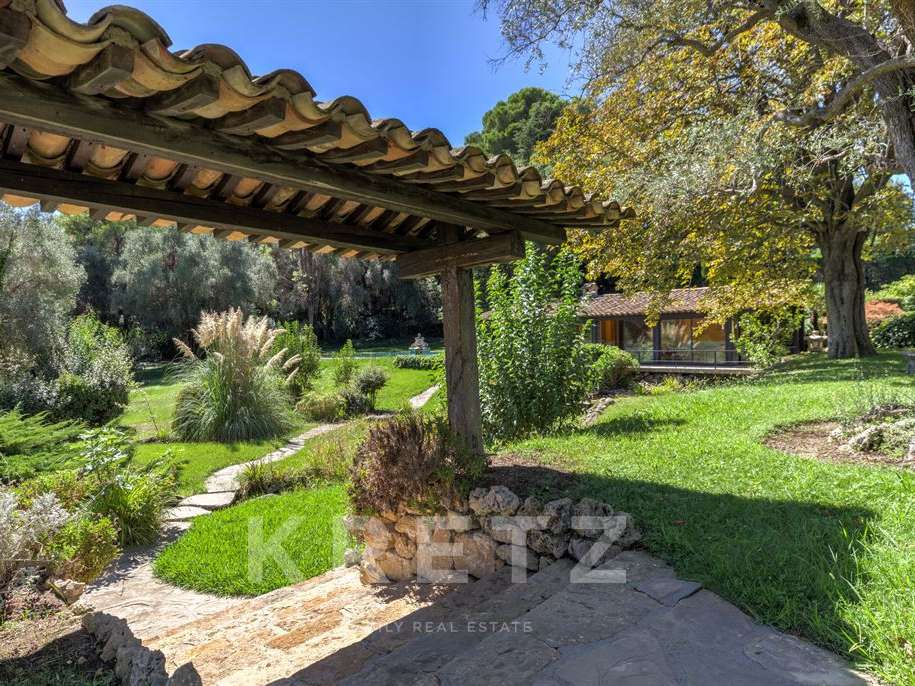 Maison Mougins