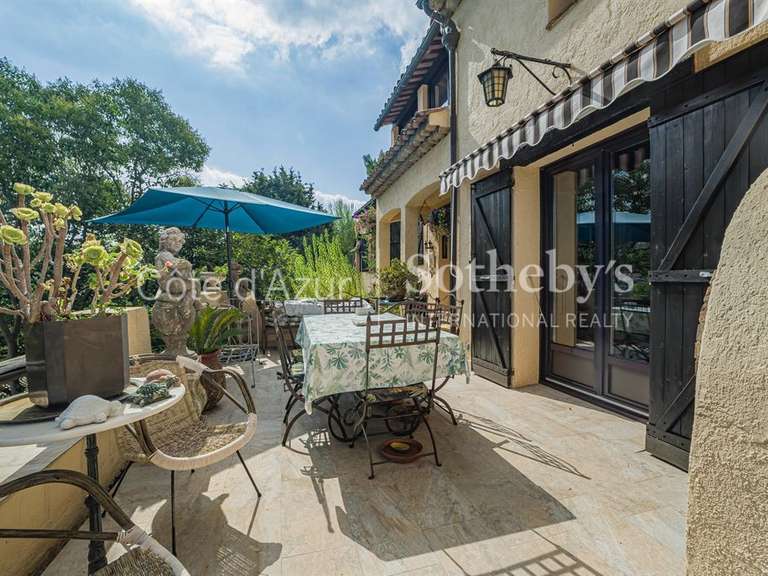 Maison Mougins - 3 chambres - 202m²