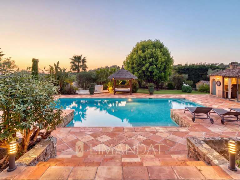 Maison Mougins - 6 chambres - 278m²