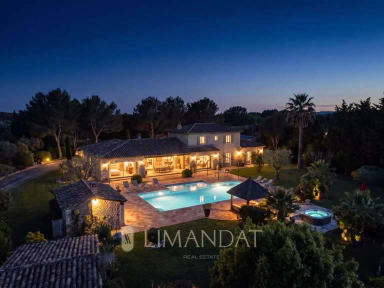 Maison Mougins - 6 chambres - 278m²