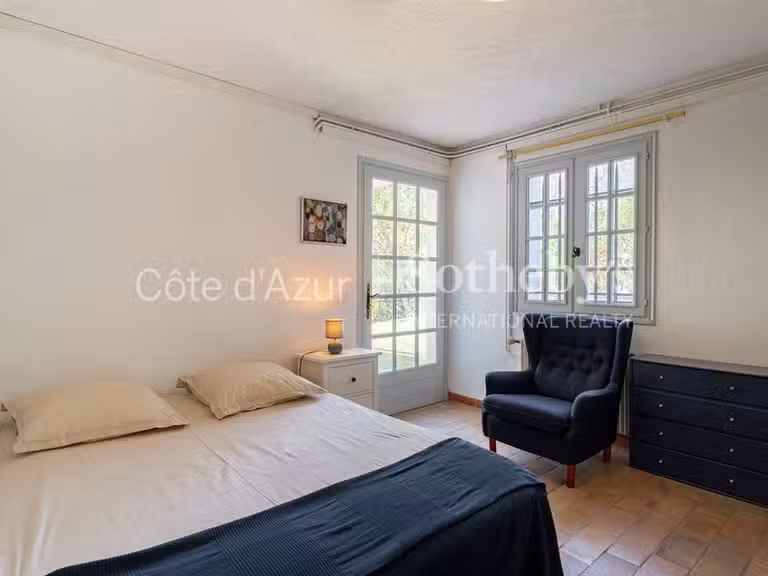 Maison Mougins - 6 chambres - 304m²