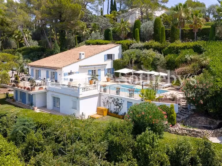 Maison Mougins - 6 chambres - 304m²