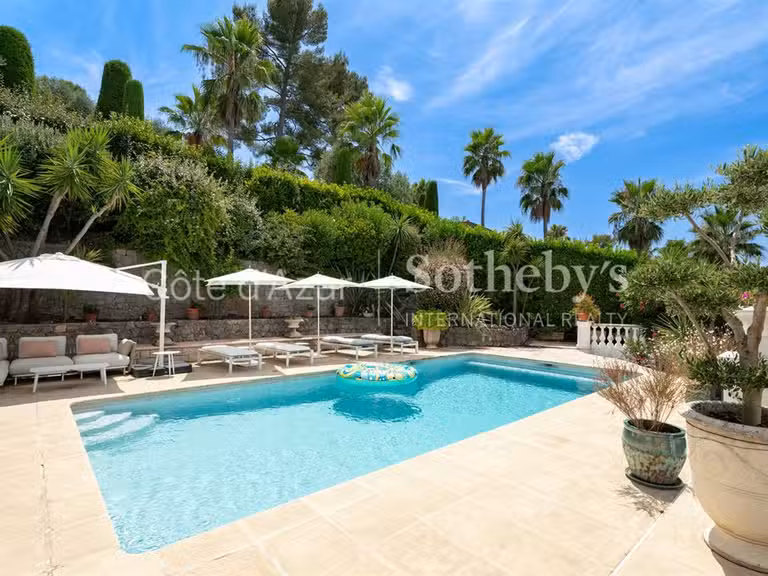 Maison Mougins - 6 chambres - 304m²