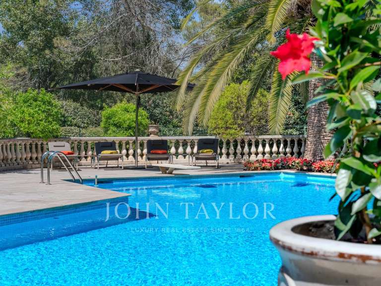 Maison Mougins - 5 chambres - 267m²