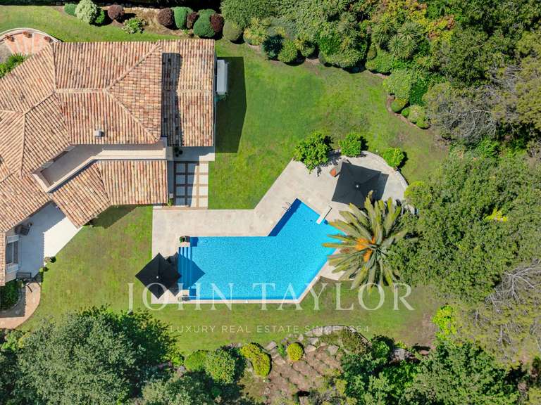 Maison Mougins - 5 chambres - 267m²