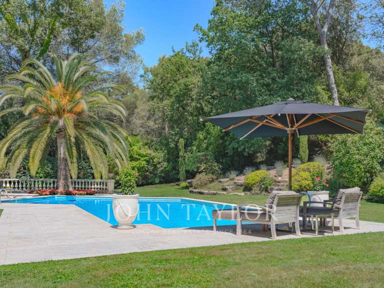 Maison Mougins - 5 chambres - 267m²