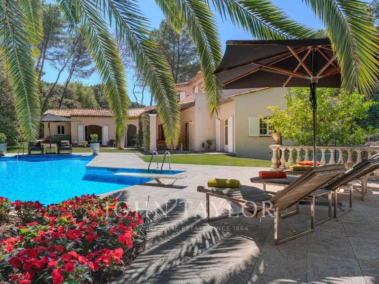 Maison Mougins - 5 chambres - 267m²