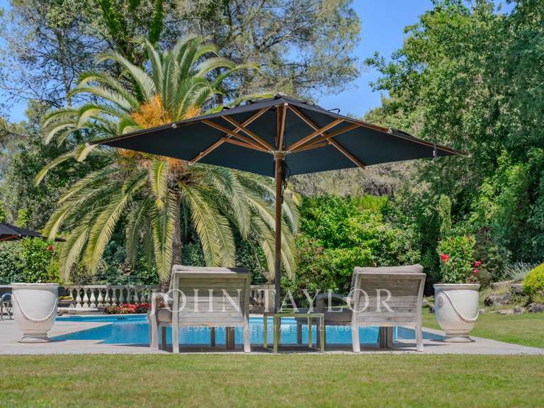 Maison Mougins - 5 chambres - 267m²