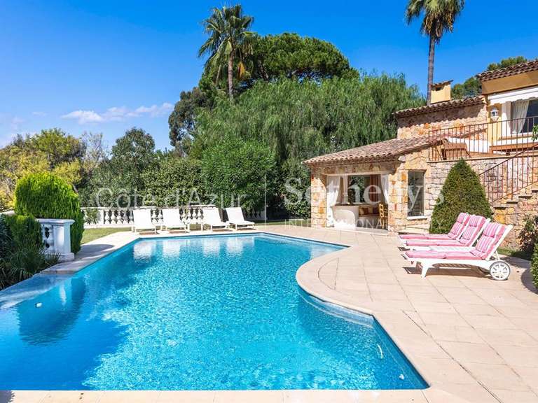 Maison Mougins - 4 chambres - 245m²