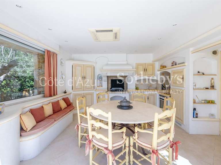 Maison Mougins - 4 chambres - 245m²