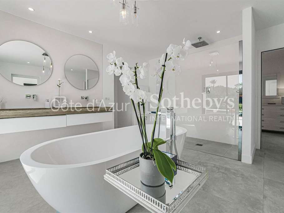 House Mougins