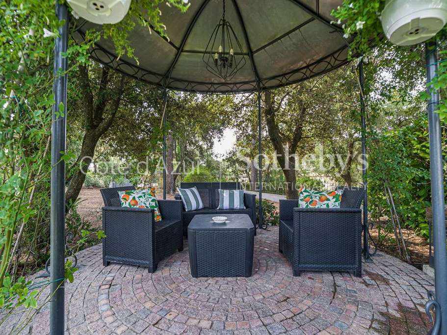 House Mougins