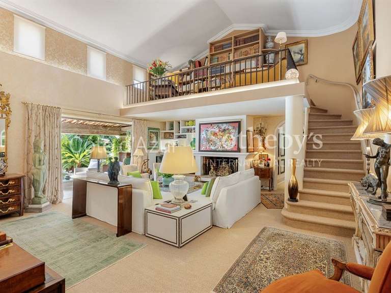 Maison Mougins - 6 chambres - 214m²