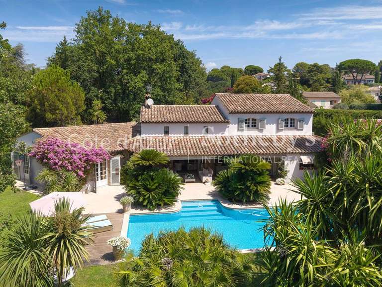 Maison Mougins - 6 chambres - 214m²