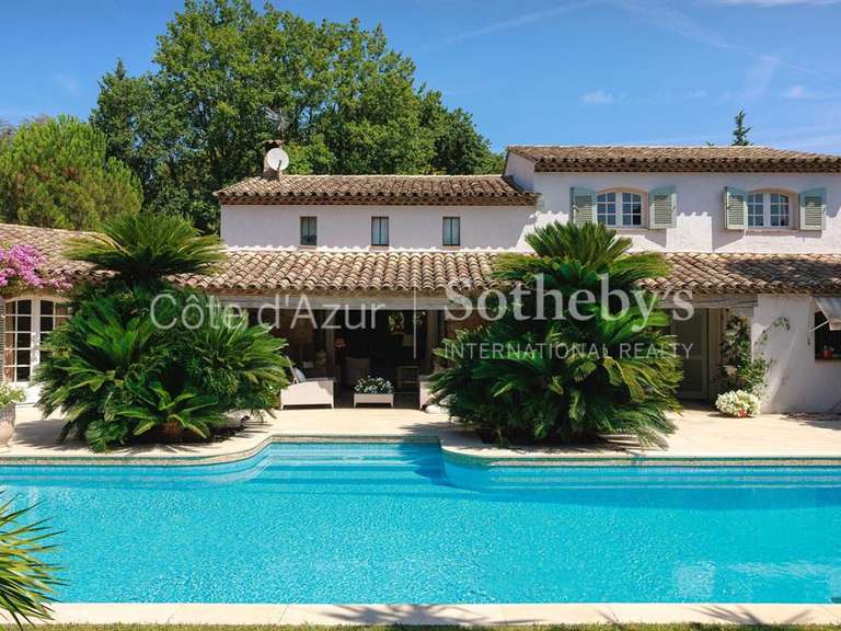 Maison Mougins - 6 chambres - 214m²