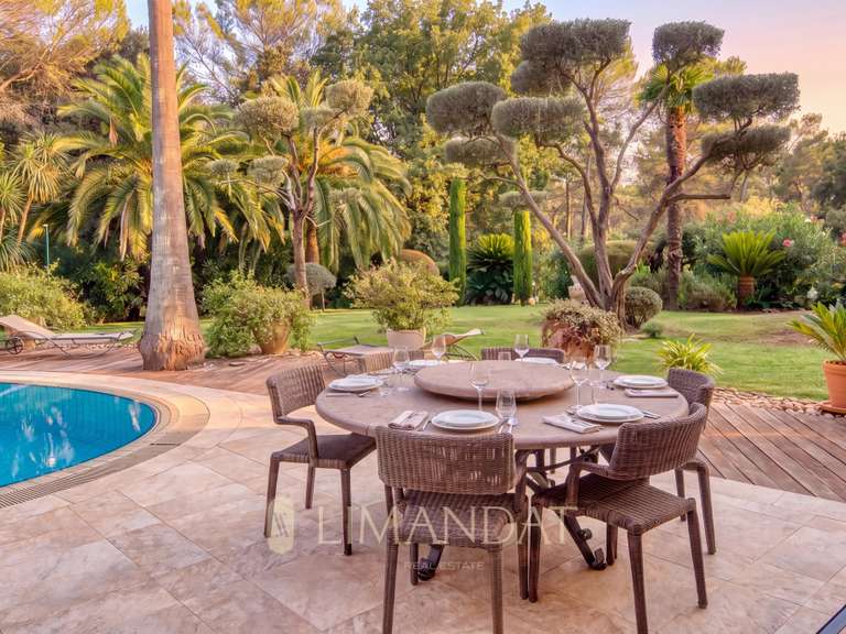 Maison Mougins - 5 chambres - 397m²