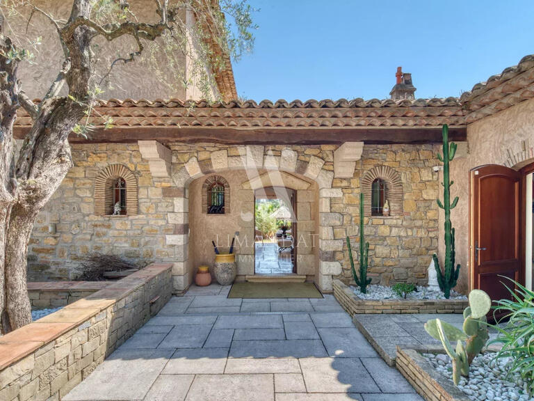 Propriété Mougins - 6 chambres - 278m²