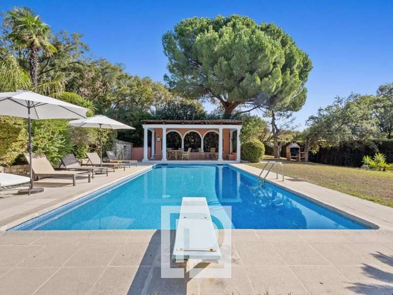 Property Mougins - 6 bedrooms - 410m²