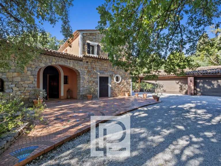 Property Mougins - 6 bedrooms - 410m²