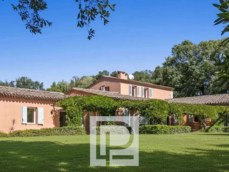 Property Mougins - 6 bedrooms - 410m²