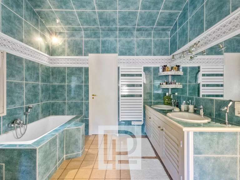 Property Mougins - 6 bedrooms - 410m²