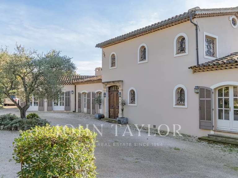 Propriété Mougins - 4 chambres - 300m²