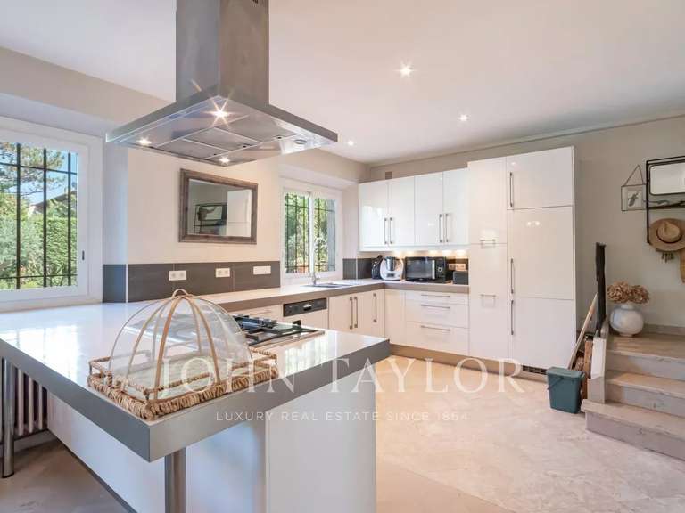 Propriété Mougins - 5 chambres - 300m²