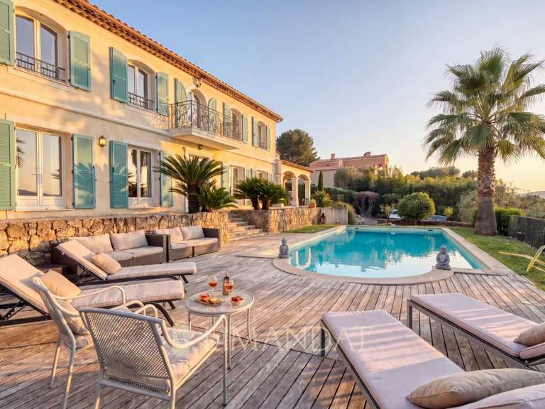 Propriété Mougins - 5 chambres - 230m²