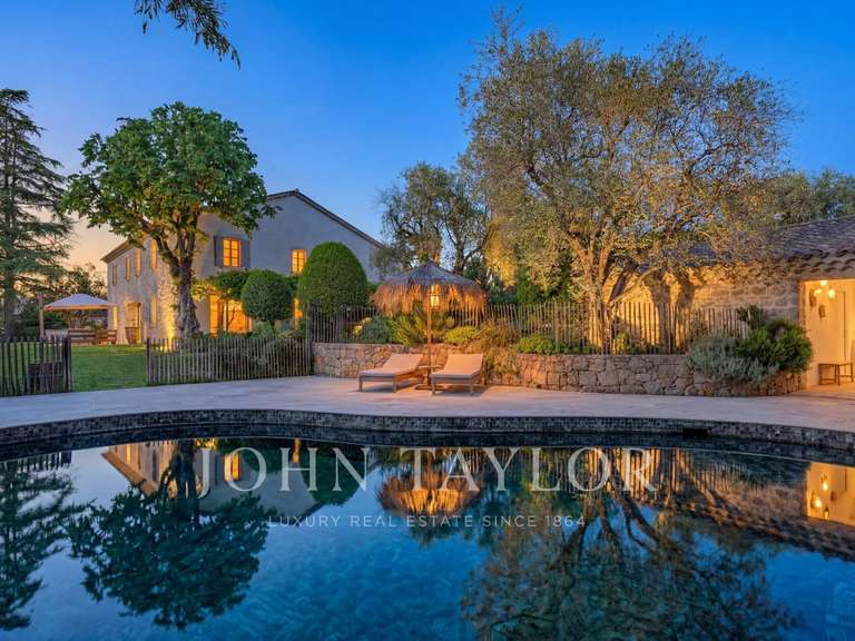 Propriété Mougins - 5 chambres - 385m²