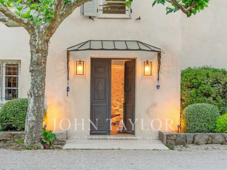 Propriété Mougins - 5 chambres - 385m²