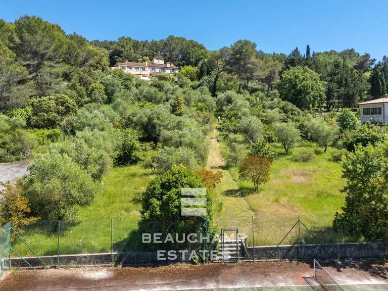 Terrain Mougins - 5700m²