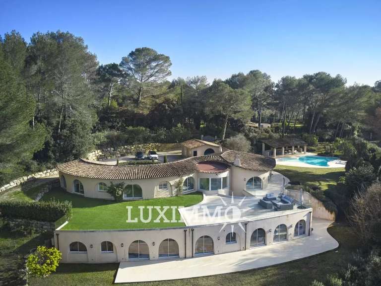 Villa Mougins - 8 chambres - 646m²