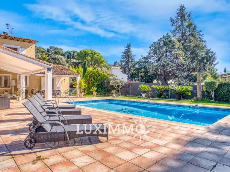 Villa Mougins - 6 chambres - 200m²