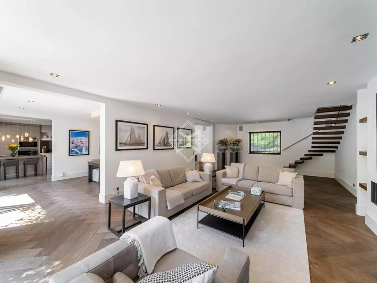Villa Mougins - 5 bedrooms - 280m²
